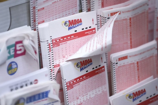 $502m Mega Millions Jackpot Shared by Two Tickets