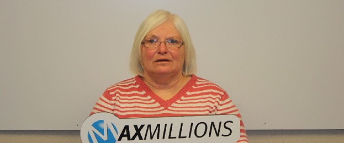 Calgary Lotto Max winner was shocked by size of number when she won $1 million