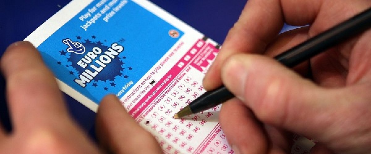 Dundee man wins £650,000 on EuroMillions ticket purchased at Asda