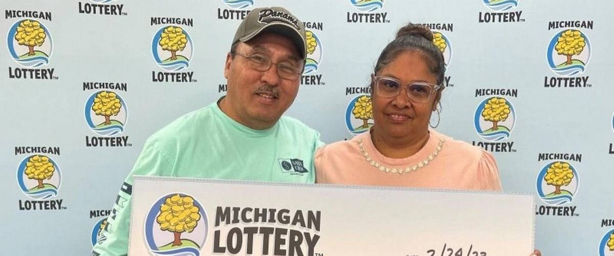 $1m Winning Powerball Ticket Spends Week in Coat Pocket